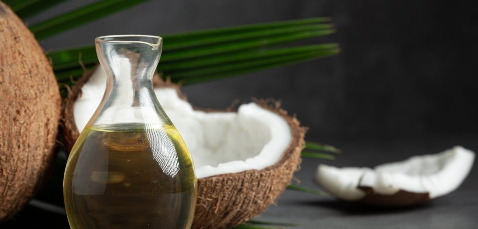 jug-coconut-oil-whit-coconut-put-dark-background (2) jug-coconut-oil-whit-coconut-put-dark-background (2)